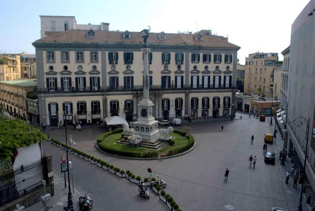 Napoliday Bed & Breakfast Exterior foto